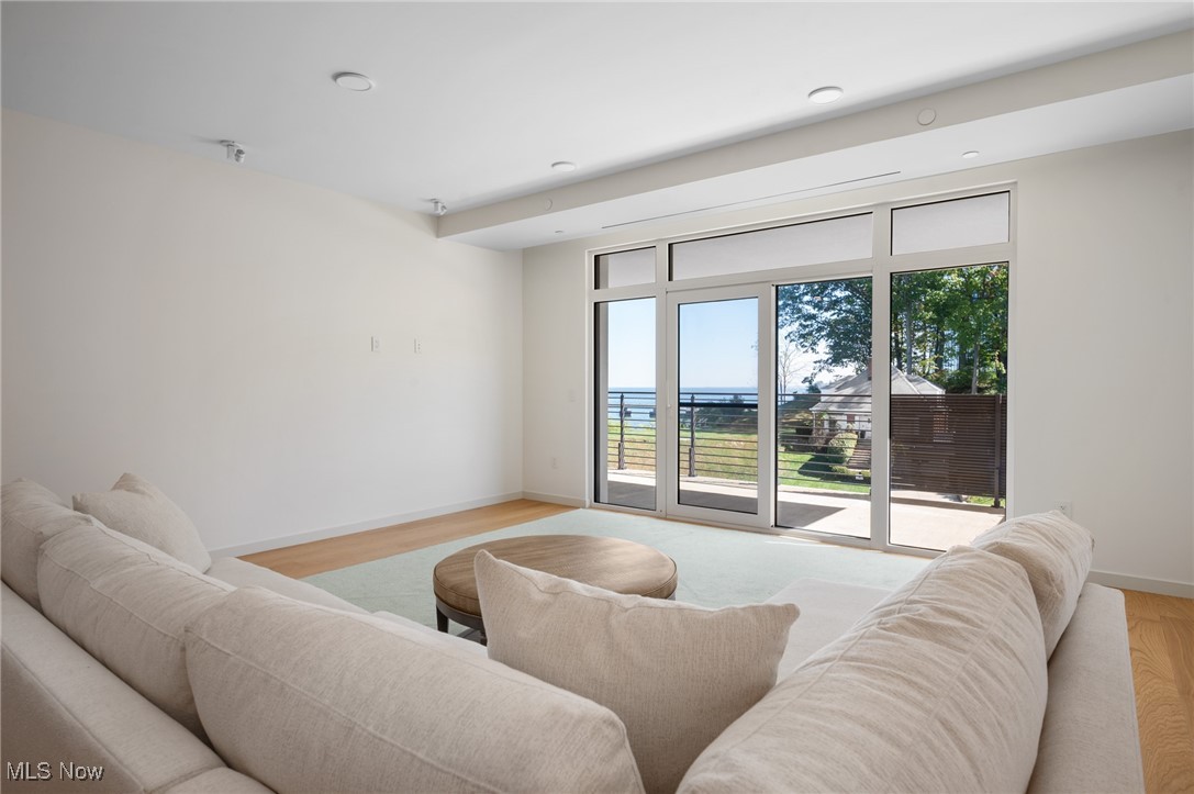 22700 Lake Road Rocky River OH 44116