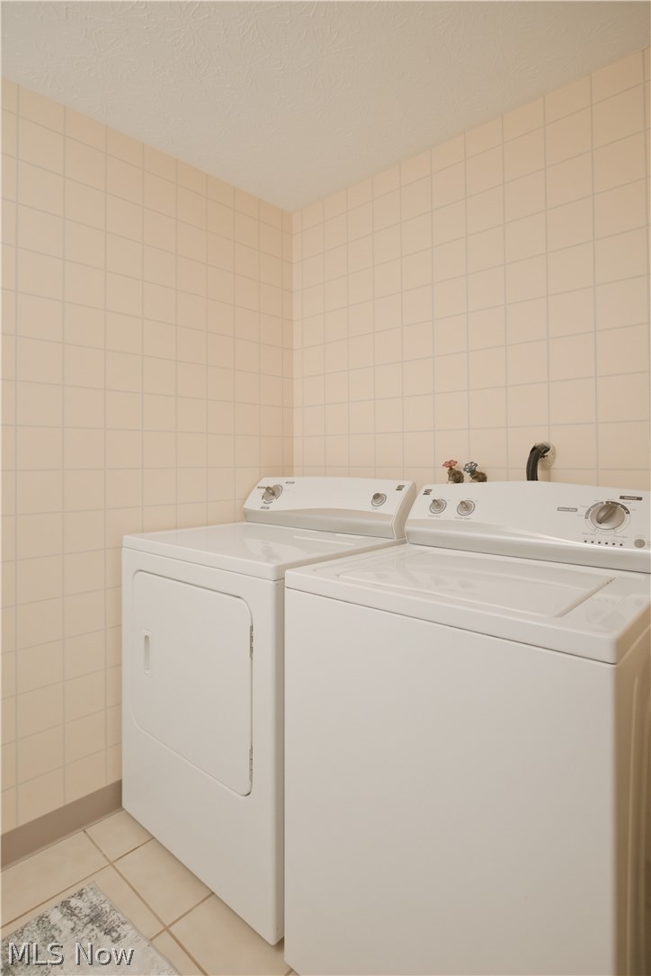 6895 Carriage Hill Drive Brecksville OH 44141