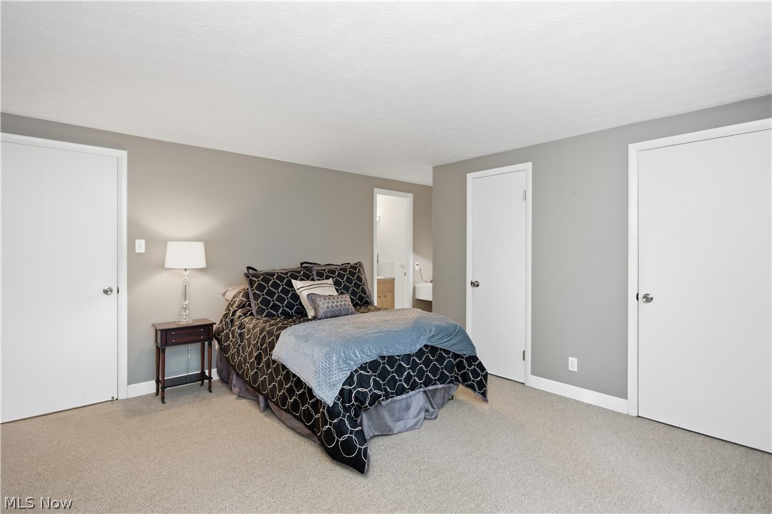 6895 Carriage Hill Drive Brecksville OH 44141