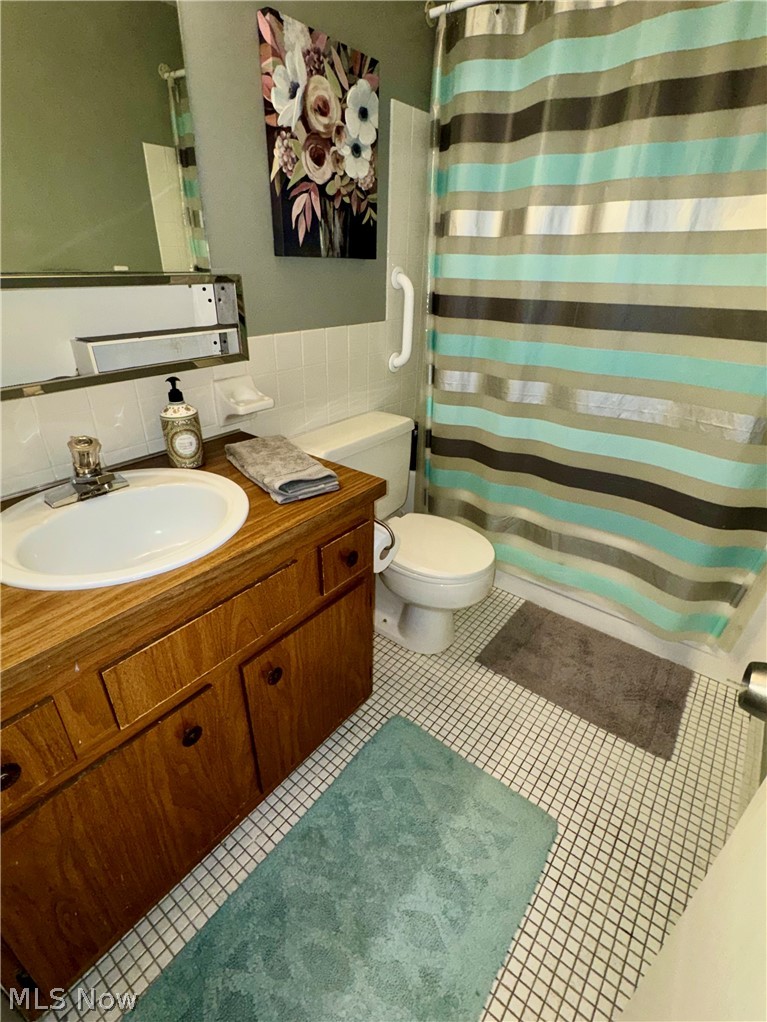 6895 Carriage Hill Drive Brecksville OH 44141