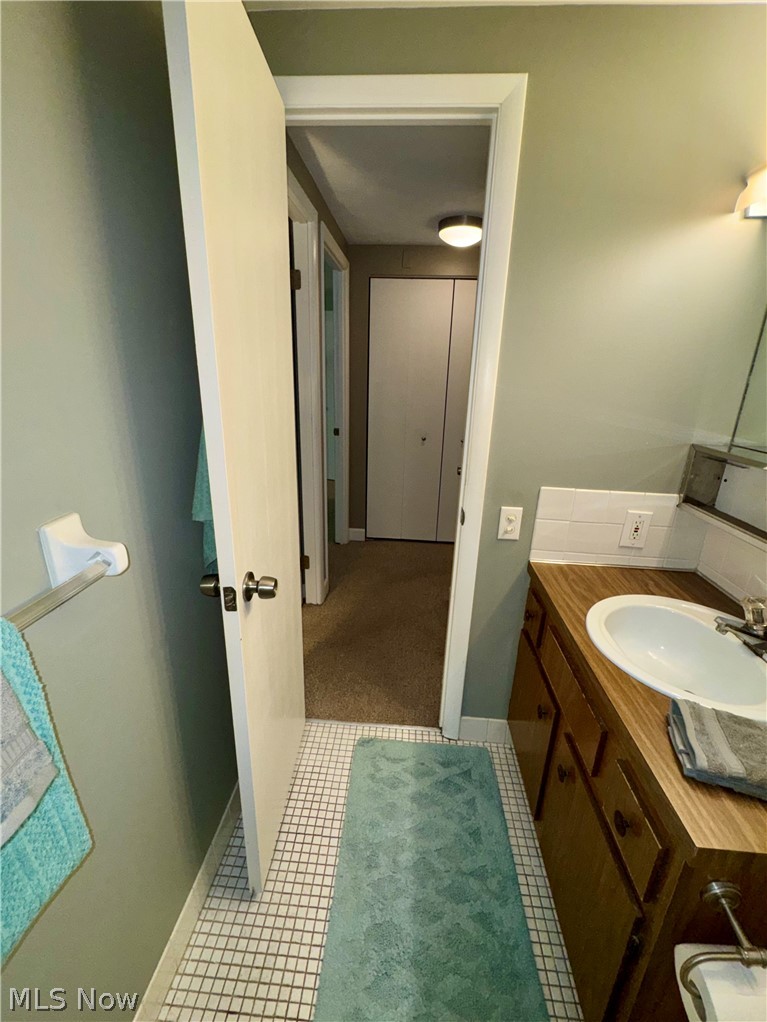 6895 Carriage Hill Drive Brecksville OH 44141