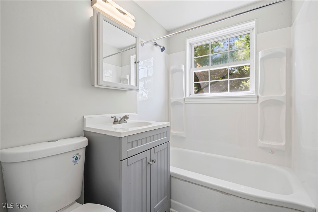 422 Clearview Drive Euclid OH 44123