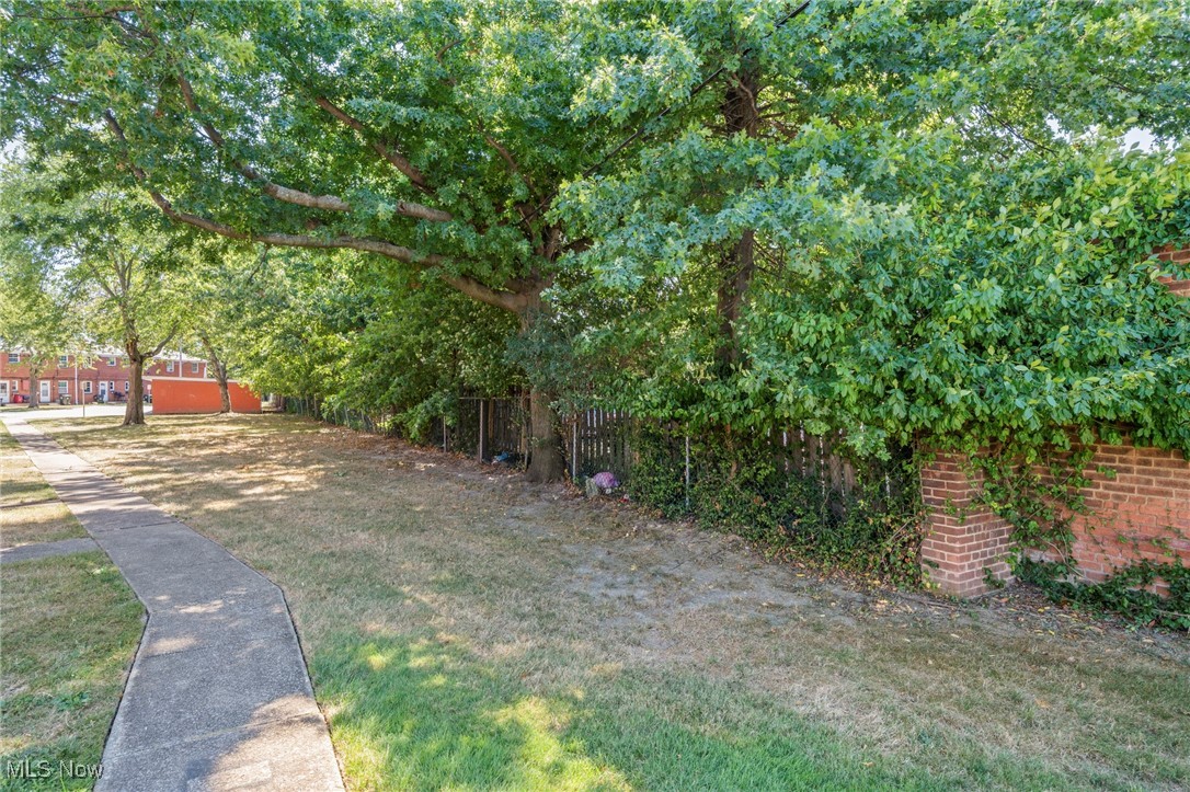 422 Clearview Drive Euclid OH 44123