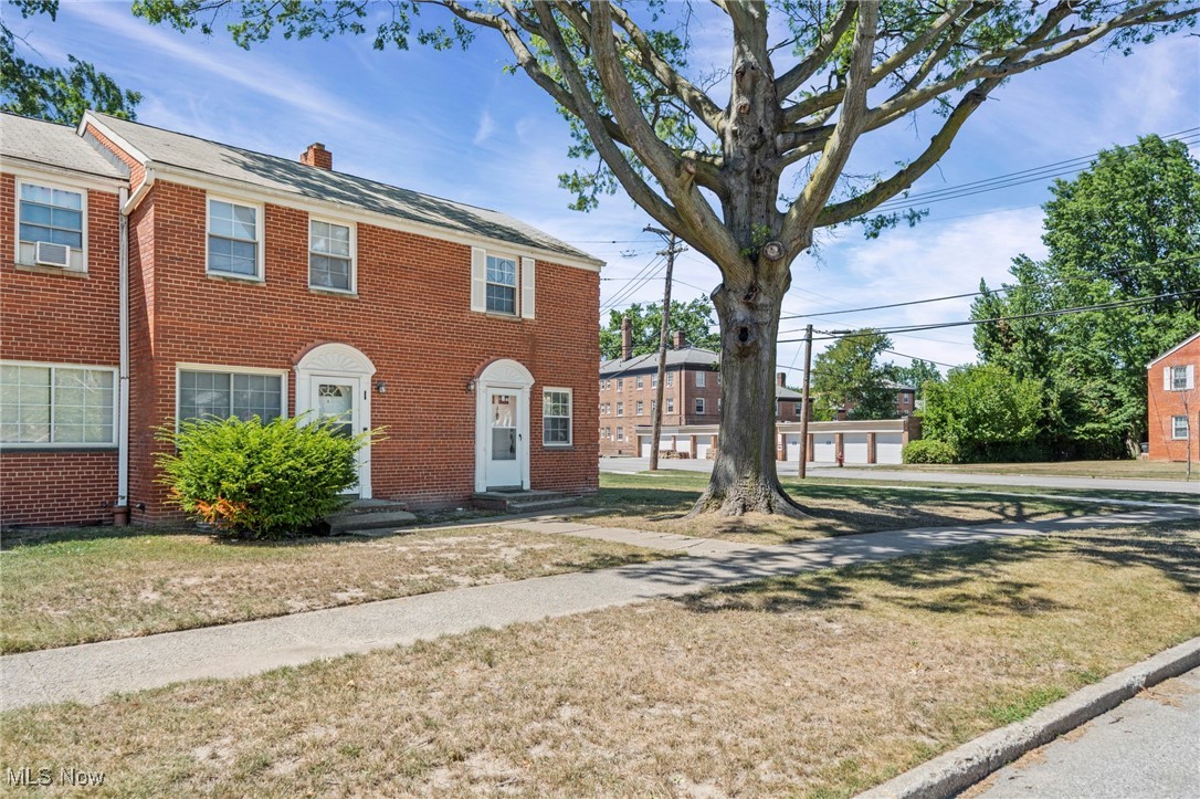 422 Clearview Drive Euclid OH 44123