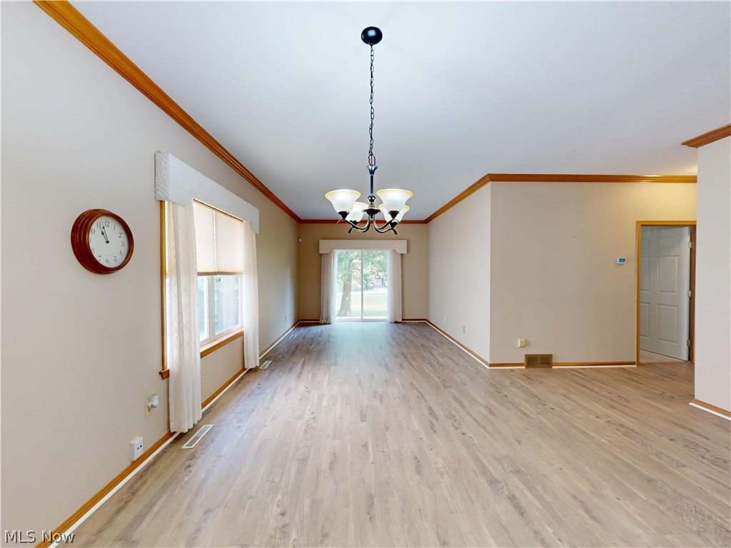 285 Village Drive Seven Hills OH 44131