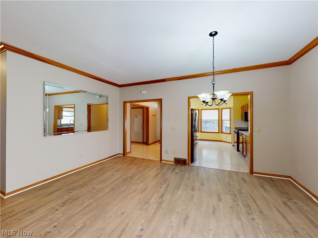 285 Village Drive Seven Hills OH 44131