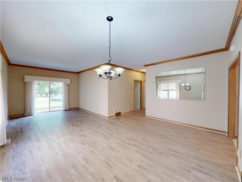 285 Village Drive Seven Hills OH 44131