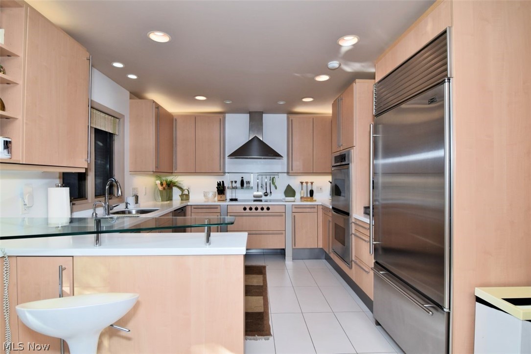 3264 Richmond Road Beachwood OH 44122