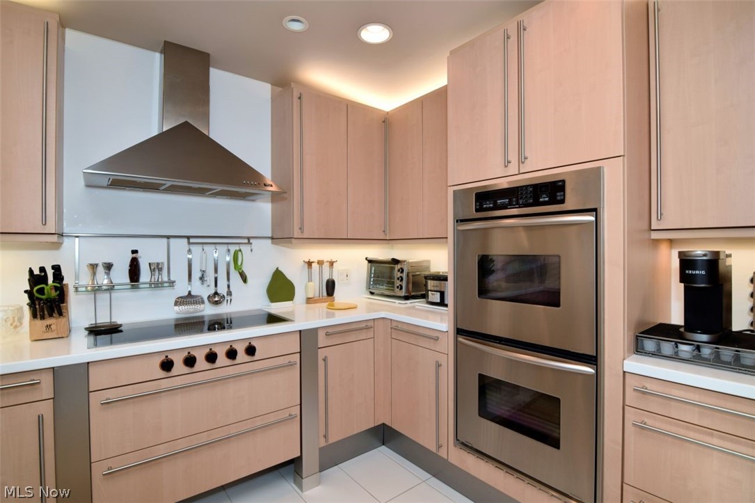 3264 Richmond Road Beachwood OH 44122