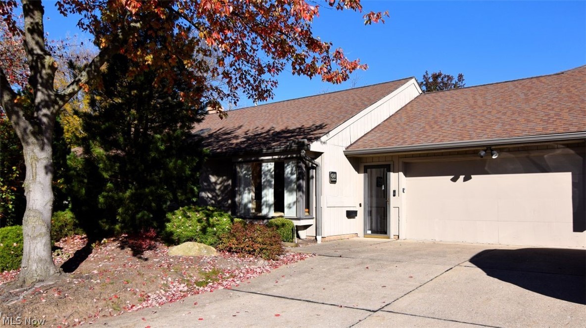 3264 Richmond Road Beachwood OH 44122