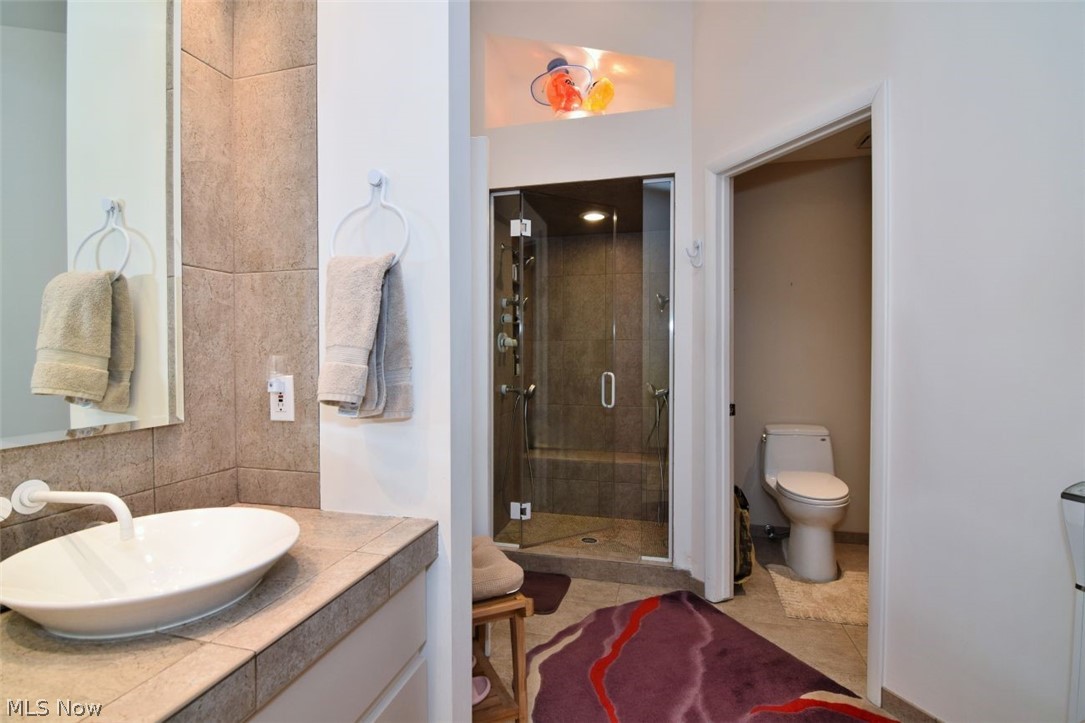 3264 Richmond Road Beachwood OH 44122