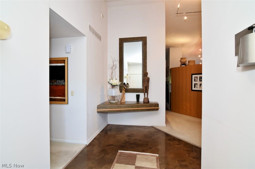 3264 Richmond Road Beachwood OH 44122