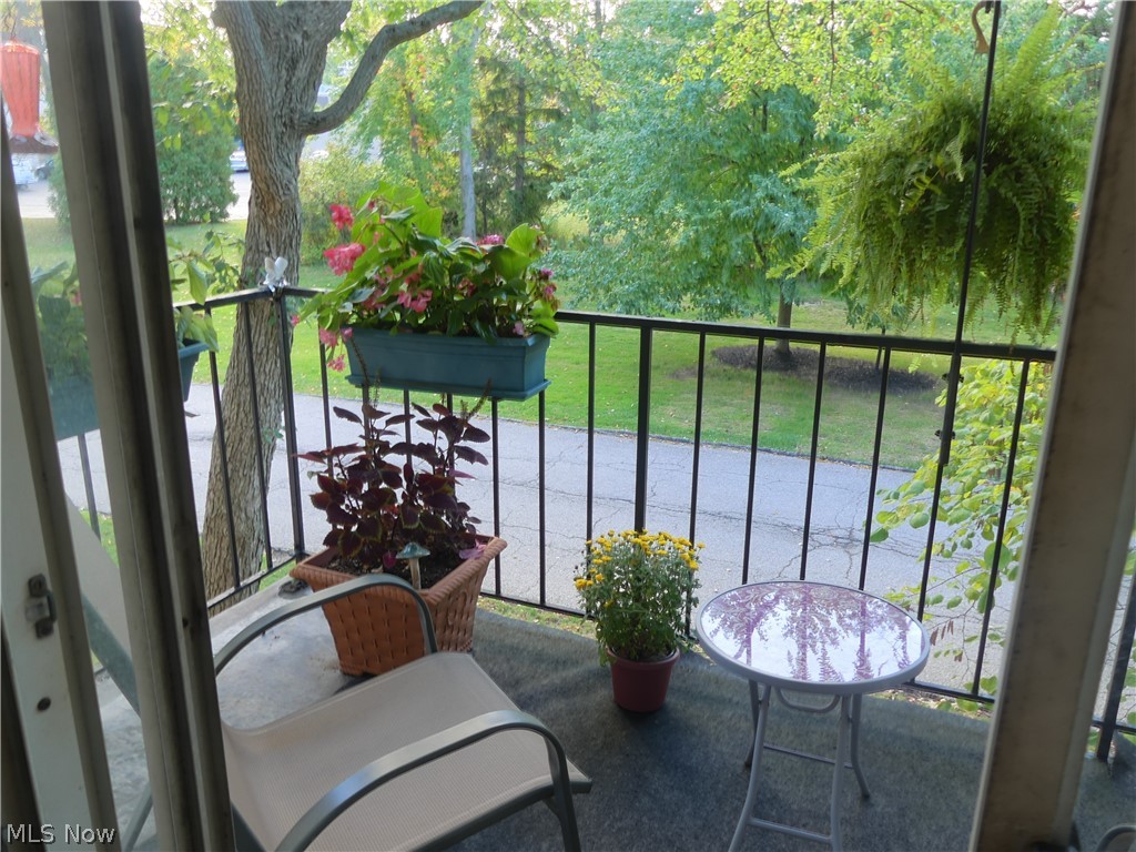 2021 King James Parkway Westlake OH 44145