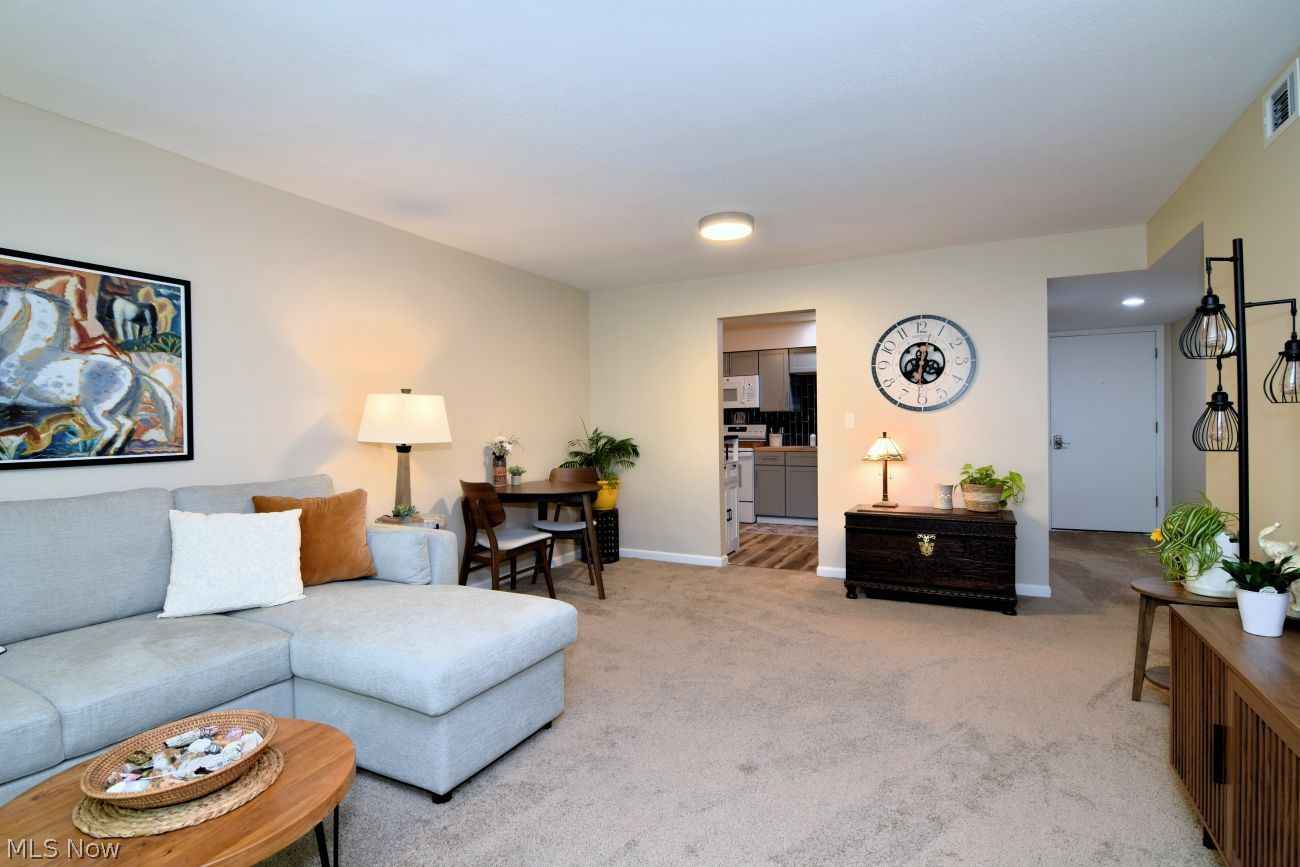 75 Atterbury Boulevard Hudson OH 44236