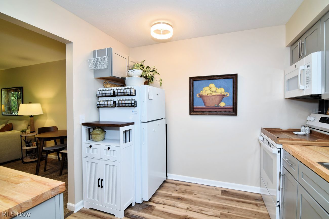 75 Atterbury Boulevard Hudson OH 44236