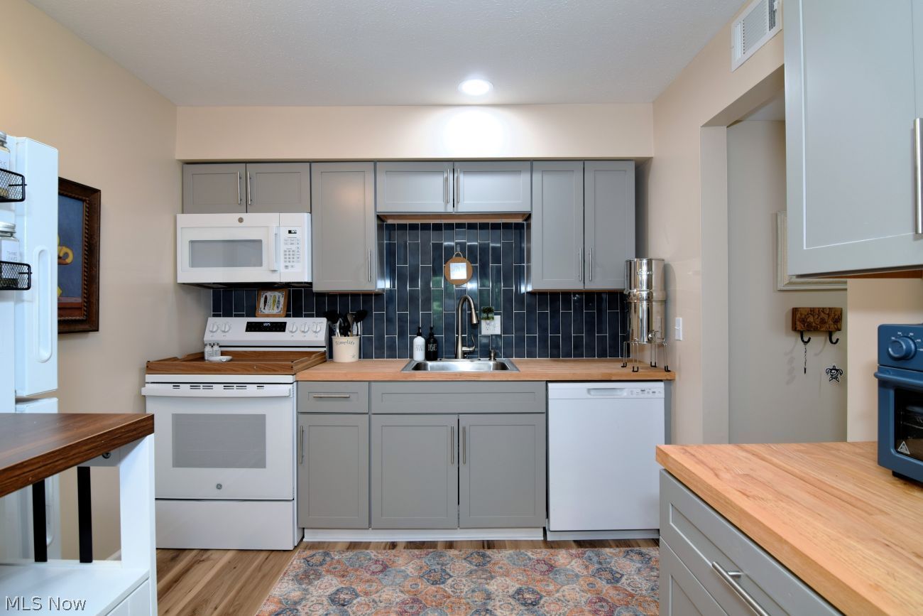 75 Atterbury Boulevard Hudson OH 44236