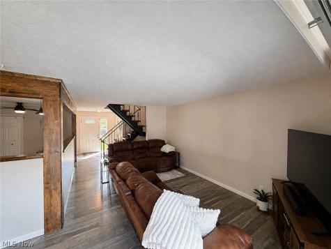 9274 Willow Lane Olmsted Falls OH 44138