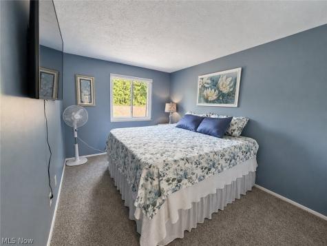 9274 Willow Lane Olmsted Falls OH 44138