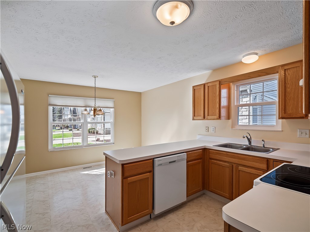 7770 Arbor Way Parma OH 44134