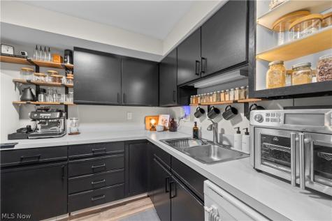 6231 Hidden Creek Drive Lorain OH 44053