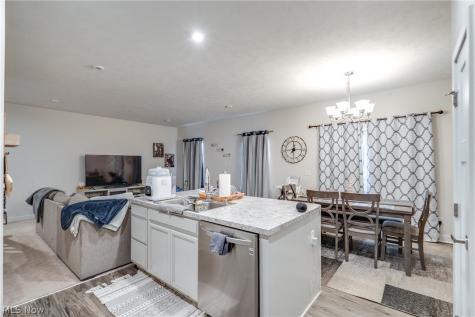 3313 Jackson Park Drive NW Massillon OH 44646