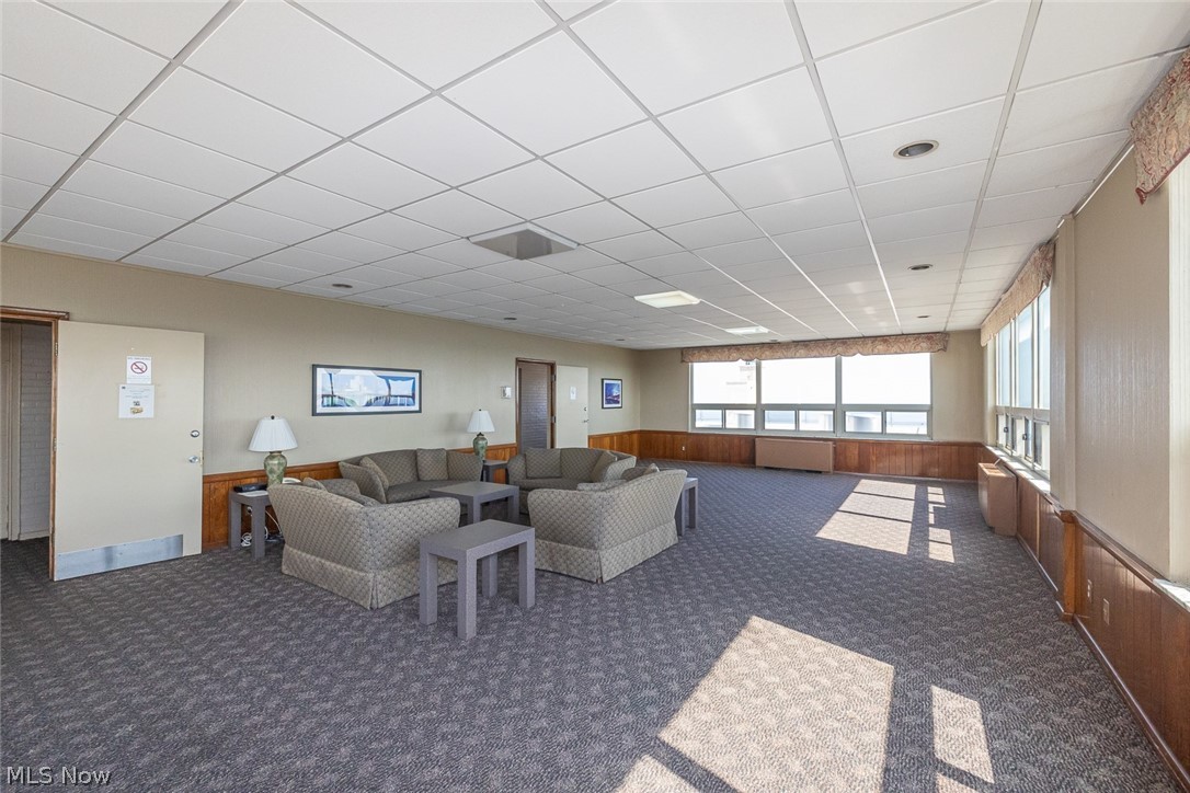 12520 Edgewater Drive Lakewood OH 44107