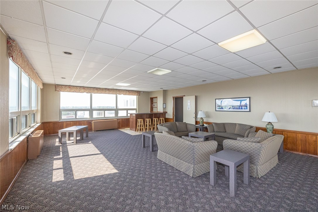 12520 Edgewater Drive Lakewood OH 44107