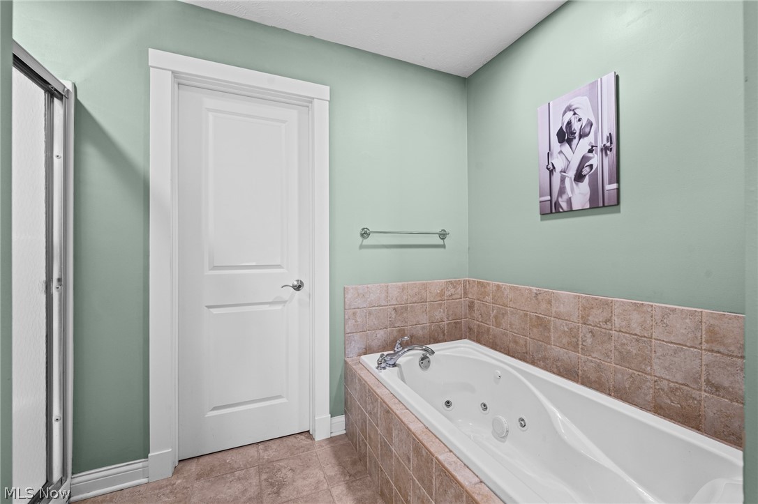 187 Seaview Drive Willowick OH 44095