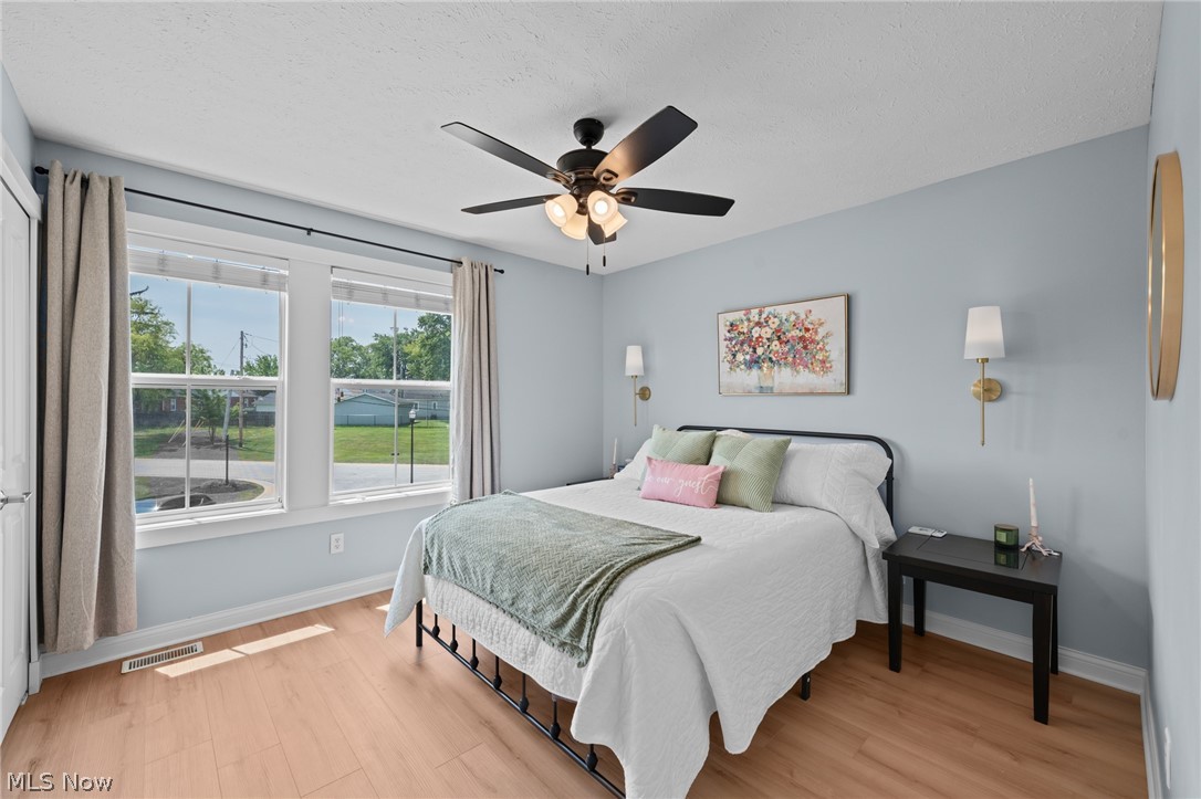 187 Seaview Drive Willowick OH 44095