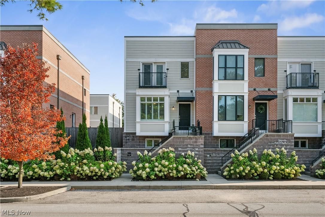 21 Atterbury Boulevard Hudson OH 44236