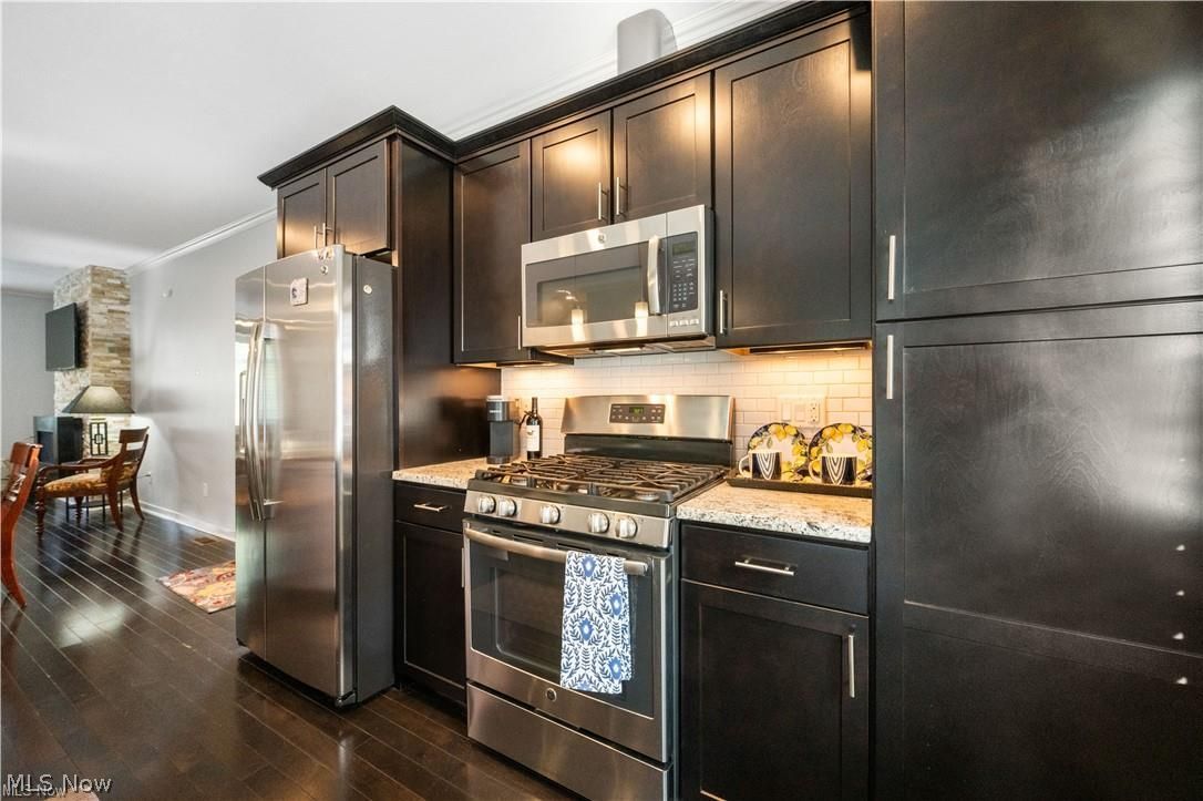 21 Atterbury Boulevard Hudson OH 44236