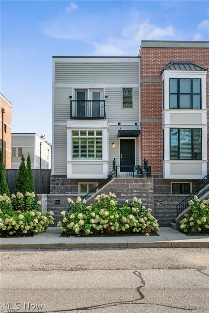 21 Atterbury Boulevard Hudson OH 44236