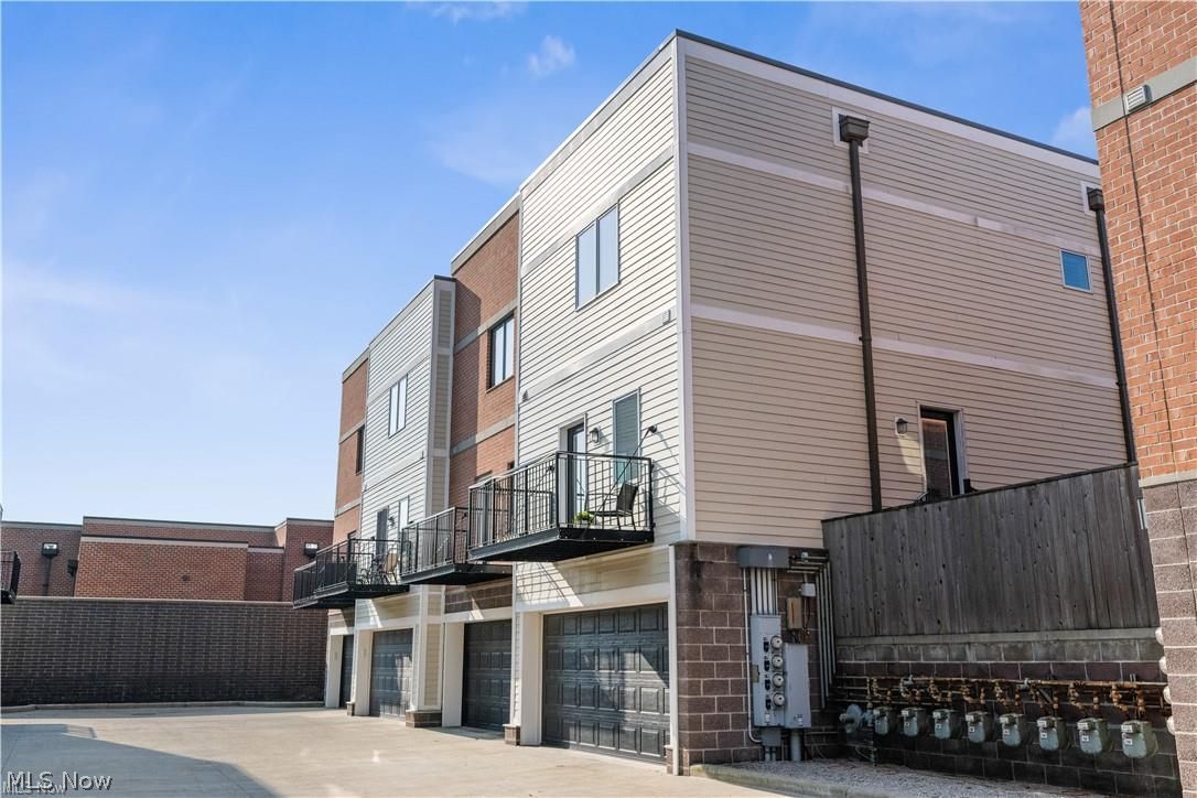 21 Atterbury Boulevard Hudson OH 44236