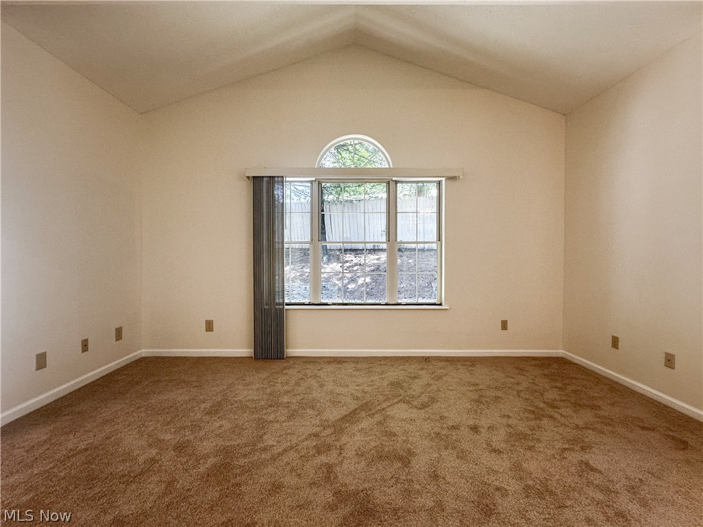 7 Woodland Chase Boulevard Niles OH 44446