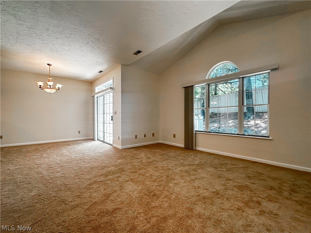 7 Woodland Chase Boulevard Niles OH 44446