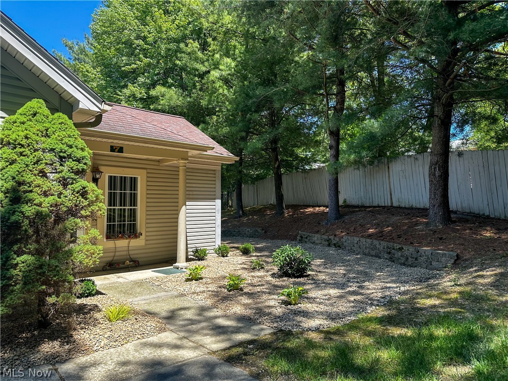 7 Woodland Chase Boulevard Niles OH 44446
