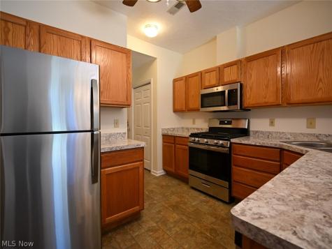 7 Woodland Chase Boulevard Niles OH 44446
