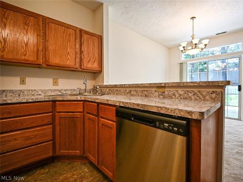 7 Woodland Chase Boulevard Niles OH 44446