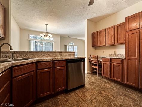 7 Woodland Chase Boulevard Niles OH 44446