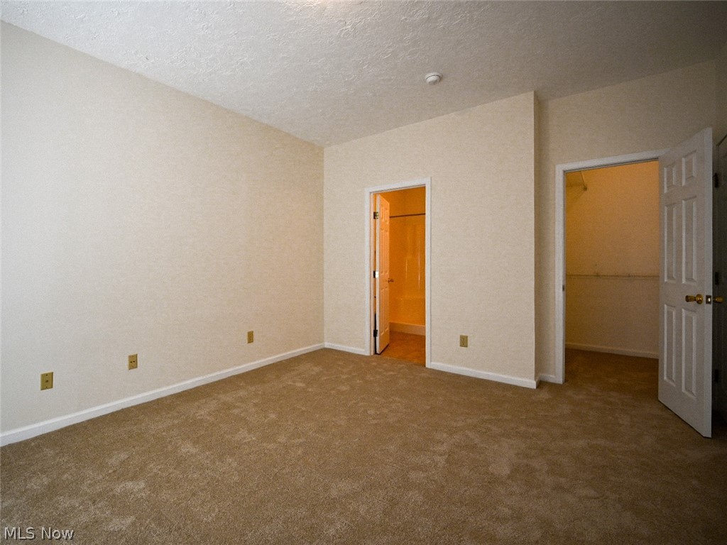 7 Woodland Chase Boulevard Niles OH 44446