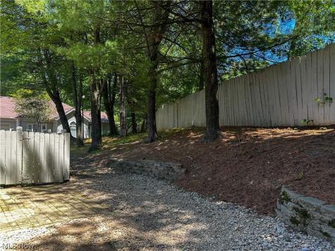 7 Woodland Chase Boulevard Niles OH 44446