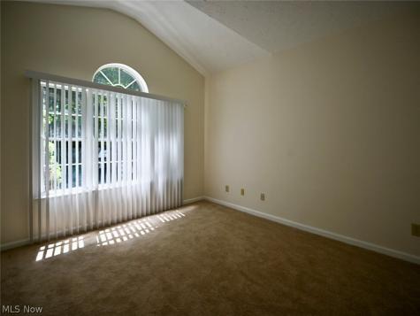 7 Woodland Chase Boulevard Niles OH 44446