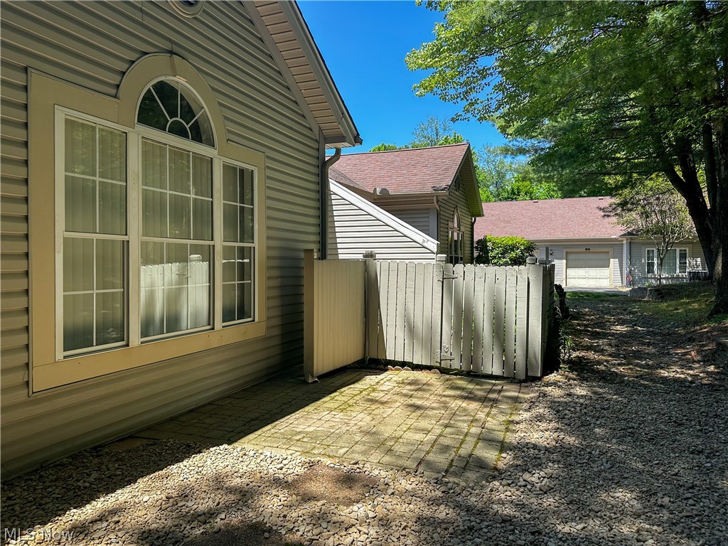 7 Woodland Chase Boulevard Niles OH 44446