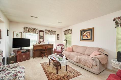 8637 Redtail Court Macedonia OH 44056