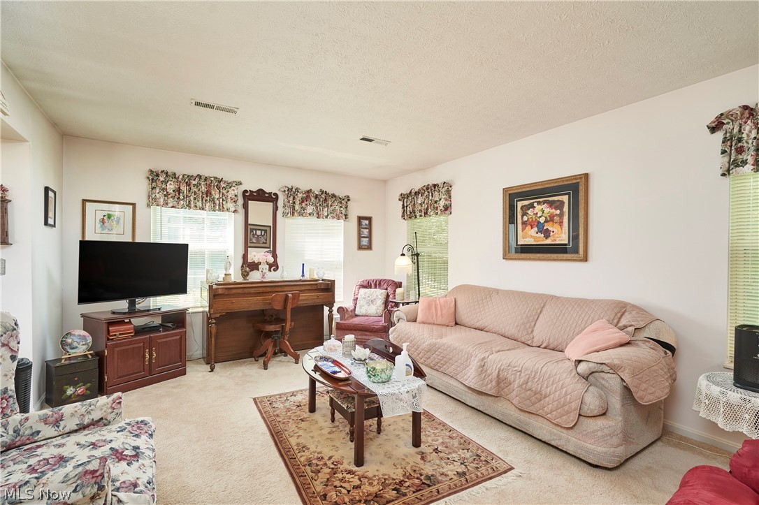 8637 Redtail Court Macedonia OH 44056