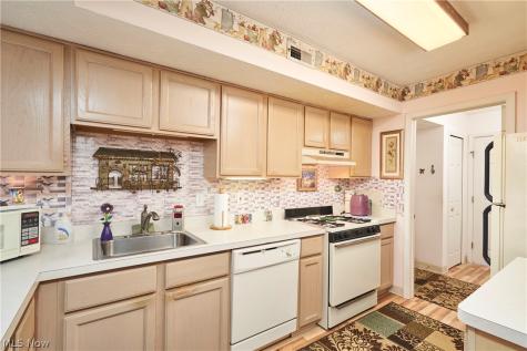 8637 Redtail Court Macedonia OH 44056