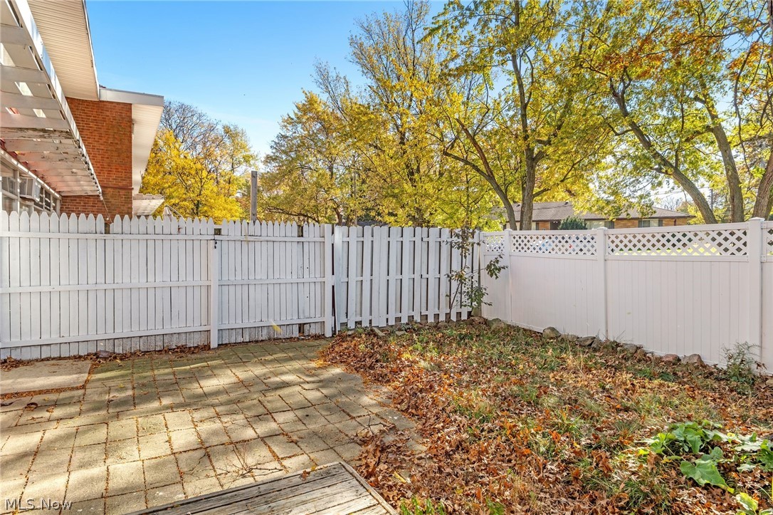 5880 Woolman Court Parma OH 44130