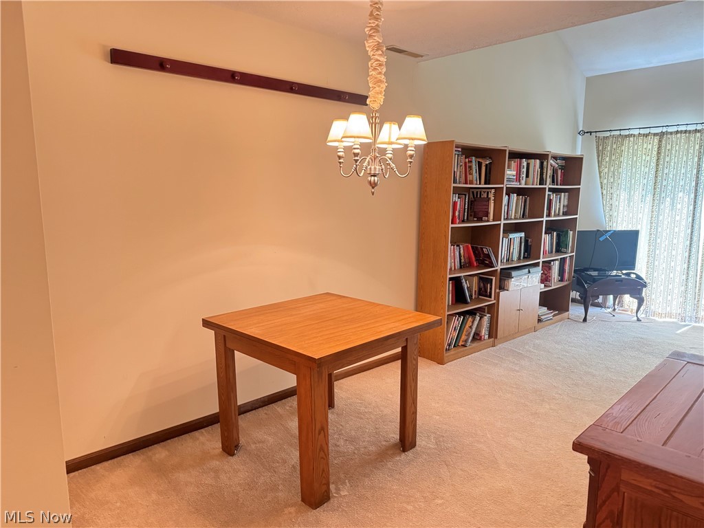 3393 Ivy Hill Circle Cortland OH 44410