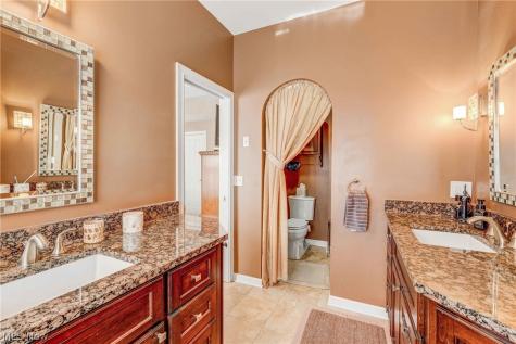 2611 Piedmont Court Westlake OH 44145