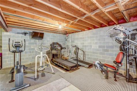 2611 Piedmont Court Westlake OH 44145